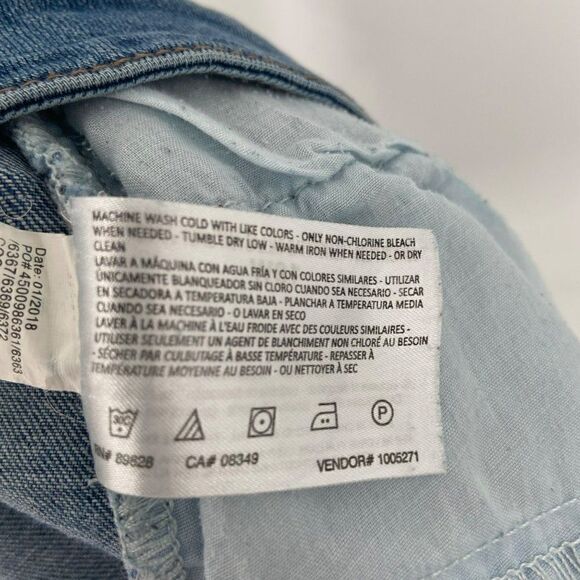 William Rast Perfect Shorts Distressed Raw Edge Hem Denim Size 18w - Picture 8 of 9